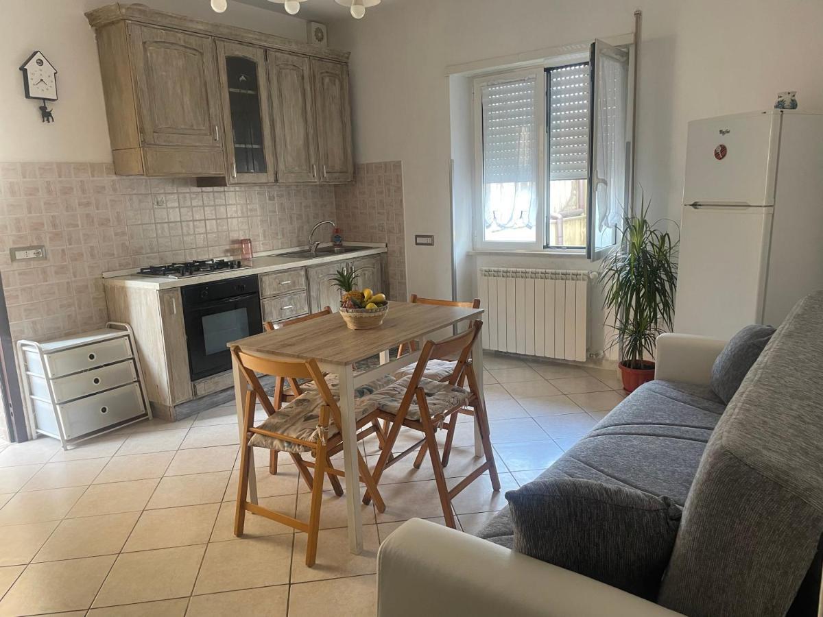 Airport Apartment Alloggio Turistico T&C Fiumicino Extérieur photo